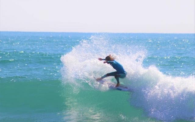 ライブ配信：Final DAY 世界女子トッププロサーファー達が集結！white buffalo HYUGA PRO QS3000