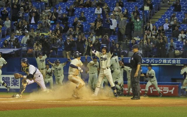 ４年・森下智〝サヨナラ〟打！　今季最終戦を勝利で飾る／東京六大学秋季リーグ戦