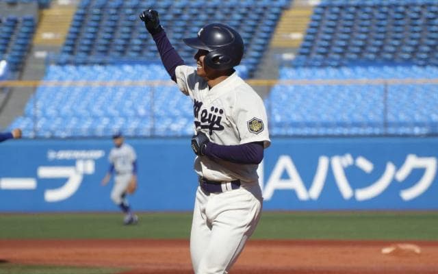 これぞ〝粘りの明治〟　逆転劇で勝利をもぎ取る／東京六大学秋季フレッシュトーナメント