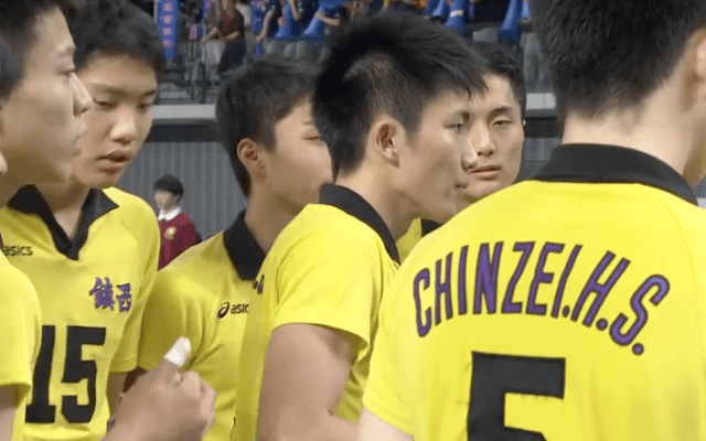 第3日男子準々決勝　鎮西（熊本）× 近江（滋賀）