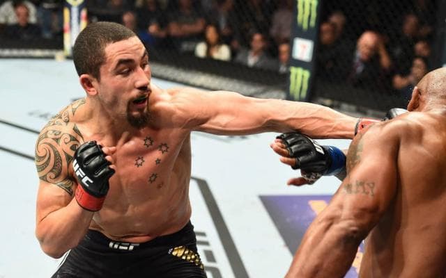 新旧の天才同士の闘い、アンデウソンvsアデサニアのみどころ