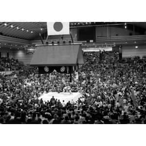 大関取りの貴景勝、３日目で初黒星