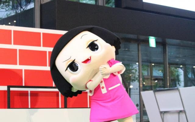 ボーッと生きてんんじゃねーよ！チコちゃんが丸の内ラグビーイベントに登場