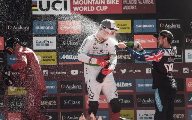 ブルーニ今季4戦中３度目の優勝！MTBワールドカップダウンヒル第4戦