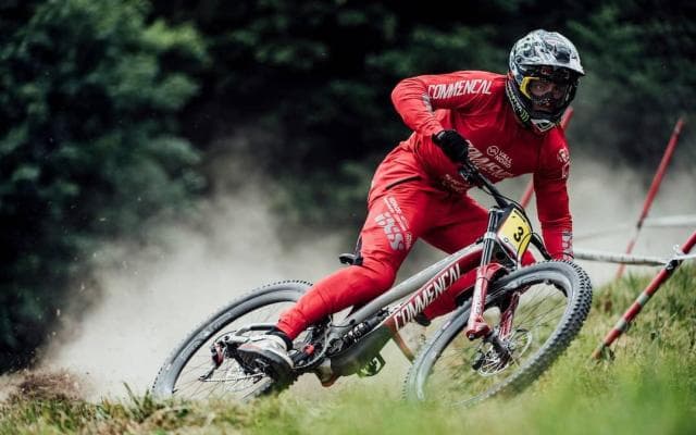 男子は仏勢がワンツーフィニッシュ！MTBワールドカップダウンヒル第5戦