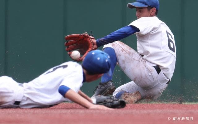 好カード対決となった決勝 高岡商か富山第一か　高校野球富山大会
