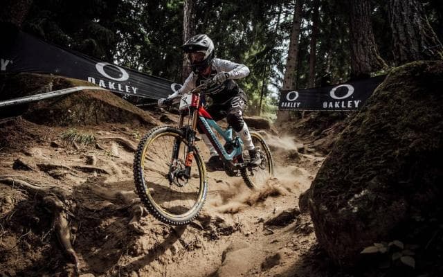 男子はグリーンランドが嬉しいワールドカップ初優勝！MTBワールドカップDH第6戦