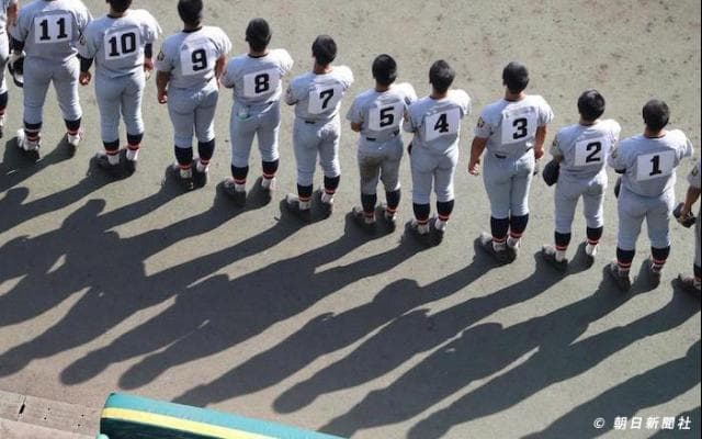 がばい旋風なるか 第2試合に佐賀北が登場 全国高校野球選手権大会第1日