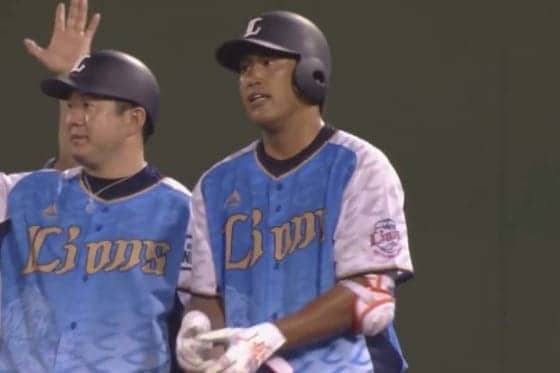 西武12年目の中田がプロ初ヒット「やっとヒットがでました」