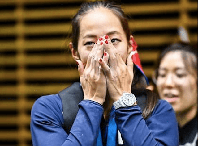 クライマー野口啓代の目に涙。五輪内定でライバルも認めた「すごみ」