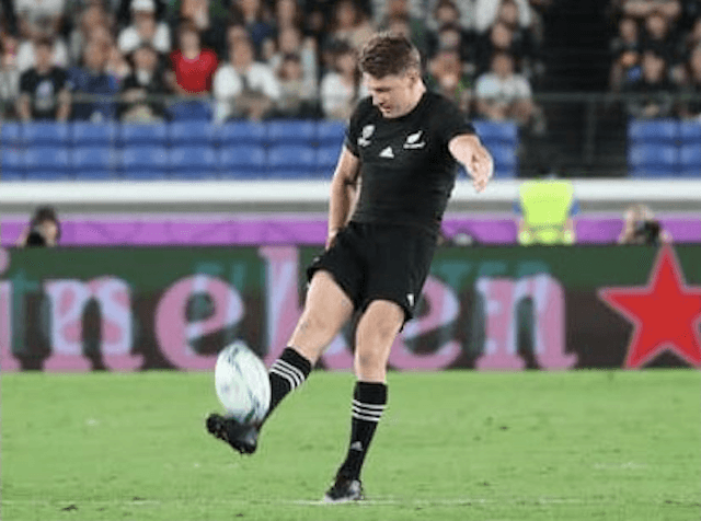 オールブラックスのハカに興奮。「ダブルスタンドオフ」がプレーで魅了