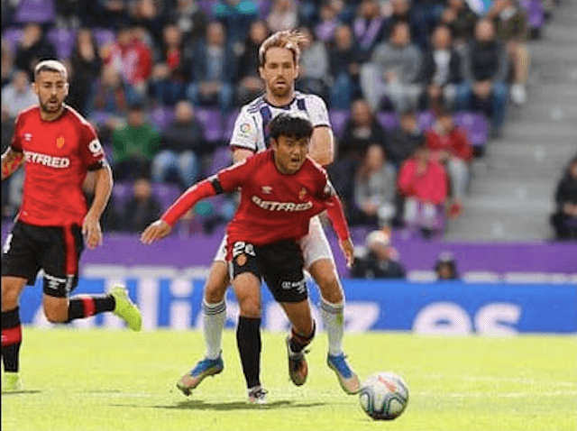 18歳の久保建英とロドリゴ。それぞれの「選択」が道を切り開く