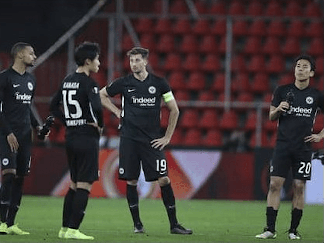 鎌田大地が見せ場も「FWは難しい」。内弁慶のフランクフルトはEL後退