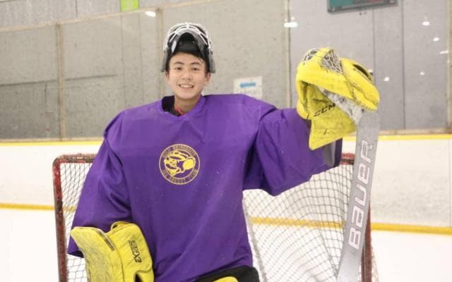 【THE STARS】たったひとつしかないポジションに“プライド”をかけて 明治大学アイスホッケー部 磯部裕次郎