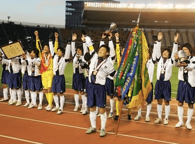 高校サッカー史に残る野洲の優勝。主将が語る現在の高校生との違い