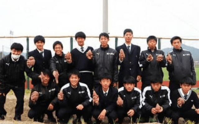 野菜も育てる高川学園サッカー部。令和の部活動のスタンダードになるか