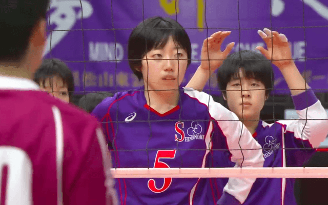 第1日女子1回戦　金沢商（石川）× 松山東雲（愛媛）