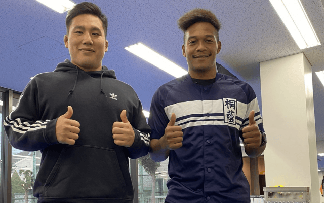 OB松島、桐蔭学園ジャージーで祝福