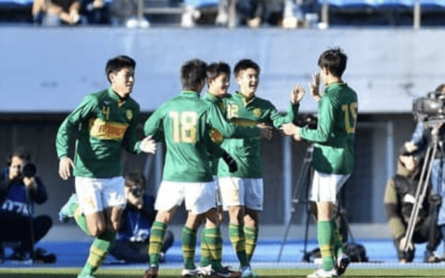 攻の静岡学園か守の矢板中央か。高校サッカー準決勝「矛」「盾」対決