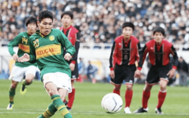 サッカー王国復権へ。静岡学園は勇敢な「伝統のスタイル」を貫く