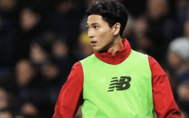 南野拓実はチームに溶け込んでいる。クロップ監督と笑顔でハグ