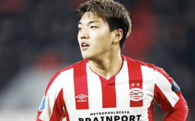 堂安律の秘めたる闘志。出場激減に「すべては自分が悪い」