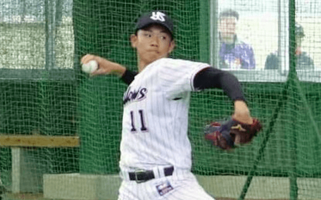 奥川恭伸のオバケまっすぐに驚愕。ブルペン捕手「吹きあがってくる」