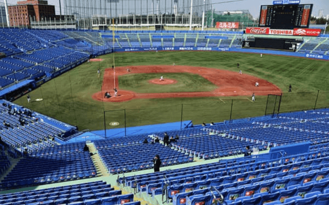 無観客試合のリアルとは。選手は聞こえすぎる声、新たな音に戸惑い