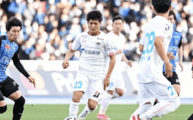 サガン鳥栖の「18歳」が面白い。インサイドハーフとしての才気を見た