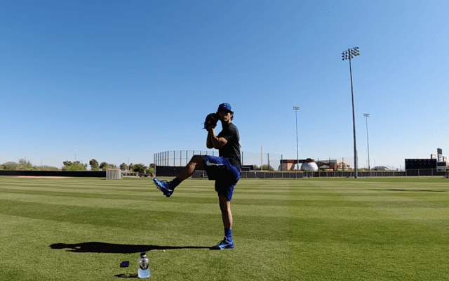 ダルビッシュ、スローモーションで8球種を公開