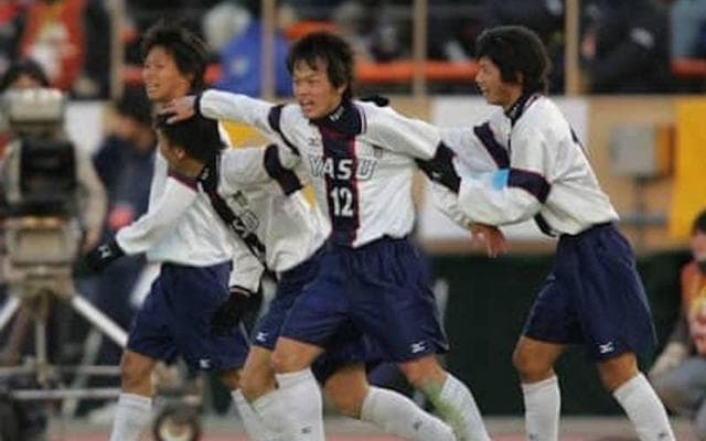 野洲高の伝説ゴールを決めた男は今、後輩の冷めた心に火を点けている