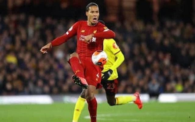 なぜ現代最強フットボーラーなのか。ファン・ダイクのすごさと唯一の欠点