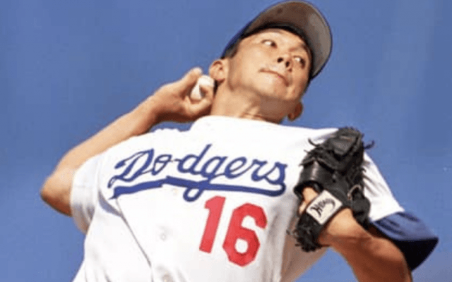 野茂英雄メジャーデビュー25周年。「トルネード」がアメリカを大きく変えた