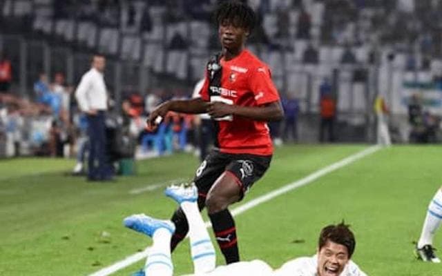 東京五輪出場国のバランサー、守備的MFたち。フランスの17歳に熱視線