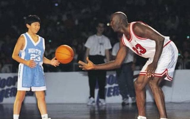 ジョーダンとの「ラストダンス」。神様と１on１をした日本人選手の物語