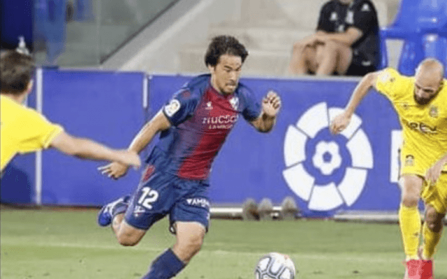 岡崎慎司、「勇者のゴール」で日本人得点記録更新。集中力は達人の域