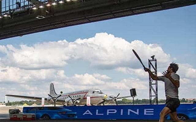 空港での熱戦制し2戦連続決勝へ