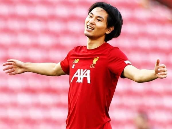 南野拓実、レギュラーへ足りない点。リバプールでの最適位置を考えた