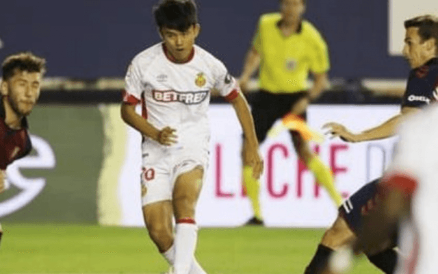 久保建英の移籍を巡る狂騒曲。「恋人」に求められる条件は何か