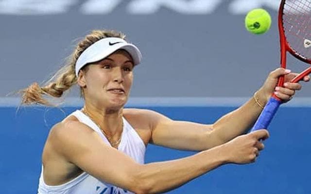 ブシャール 完勝で再開初戦白星