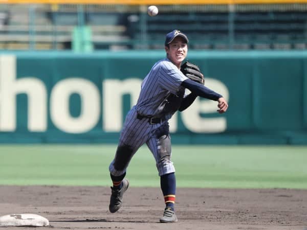 前代未聞！公式戦初出場が甲子園。加藤学園1年は「忍者」に似ていた