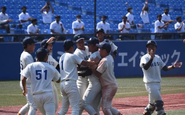 【硬式野球】東京六大学野球春季リーグ戦 第5日 明大1回戦　２戦連続となるタイブレークをものにし、『血の法明戦』に勝利！開幕からの連勝を３に伸ばした！