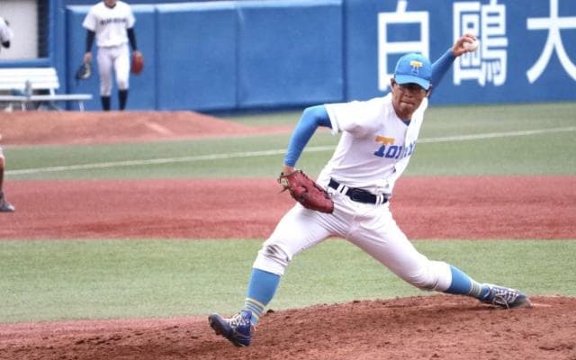 ずっと憧れだった神宮で注目度上昇　メガネの東大変則左腕・小宗創という名の個性