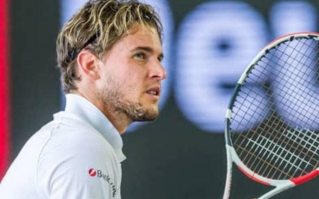 ティーム完敗 初戦で姿消す