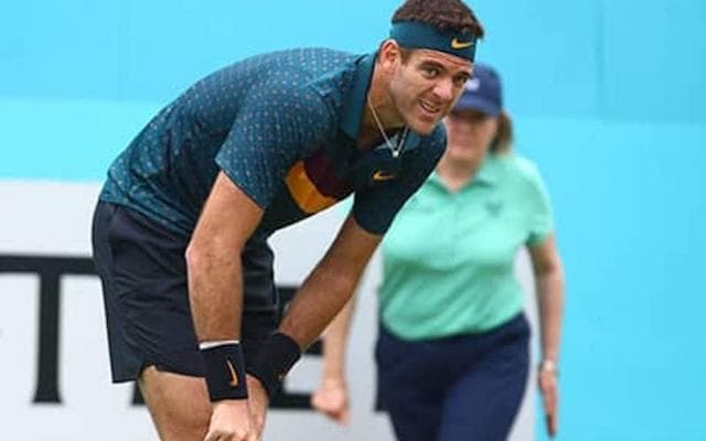 デルポ再び手術「痛みが持続」