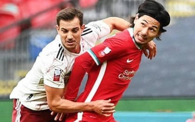 南野拓実を現地各紙が絶賛。フォーメーション変更で持ち味が生きた