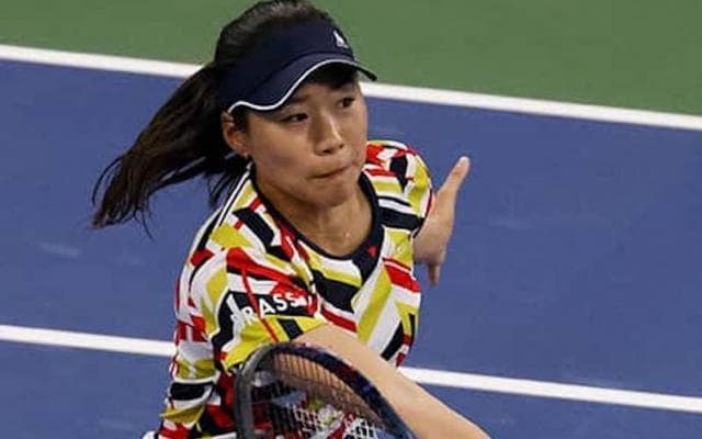 日比野菜緒、序盤優勢も初戦敗退