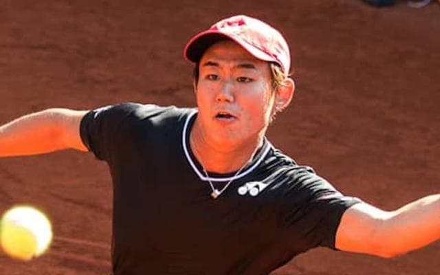 西岡 好調の世界66位に屈する