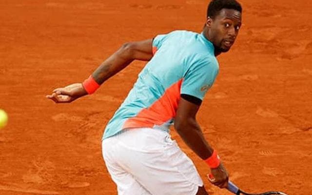 モンフィス 15年ぶりの初戦敗退