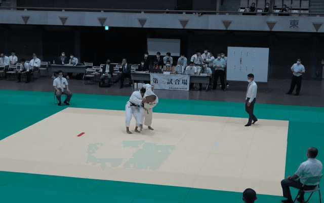 柔道（東京都）第三試合場　男子3年団体 3回戦(右)